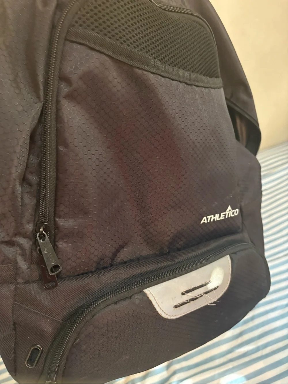 Athletico black sports